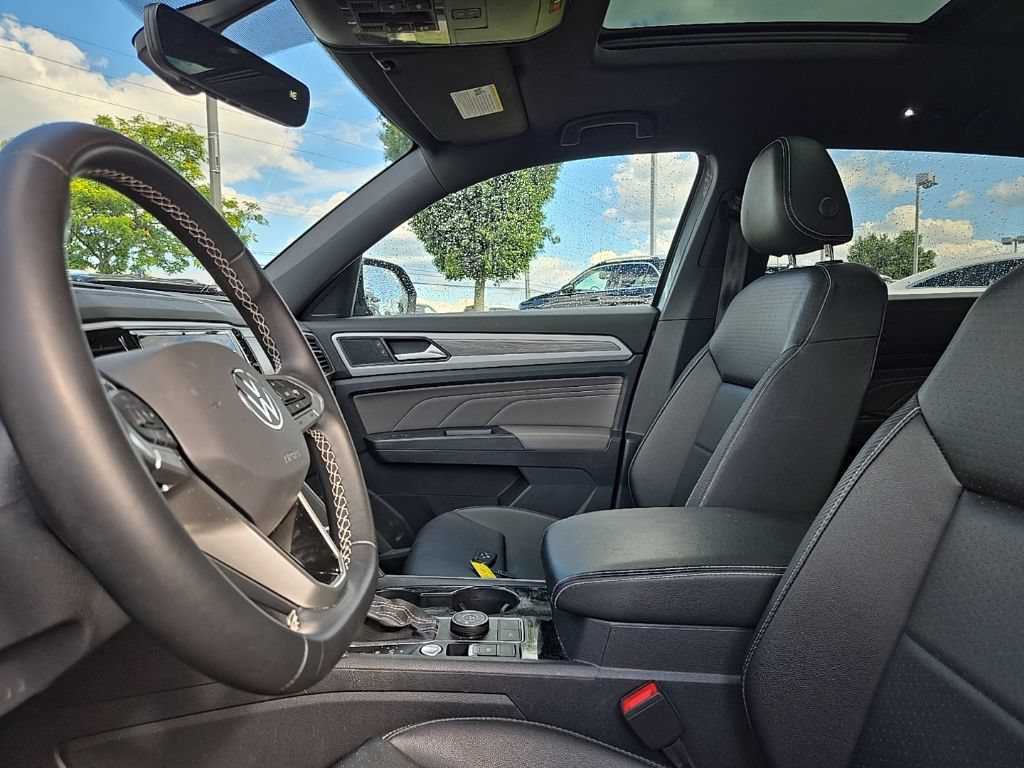 Used 2023 Volkswagen Atlas Cross Sport SE w/ Panoramic Sunroof Package AWD/4WD image 30