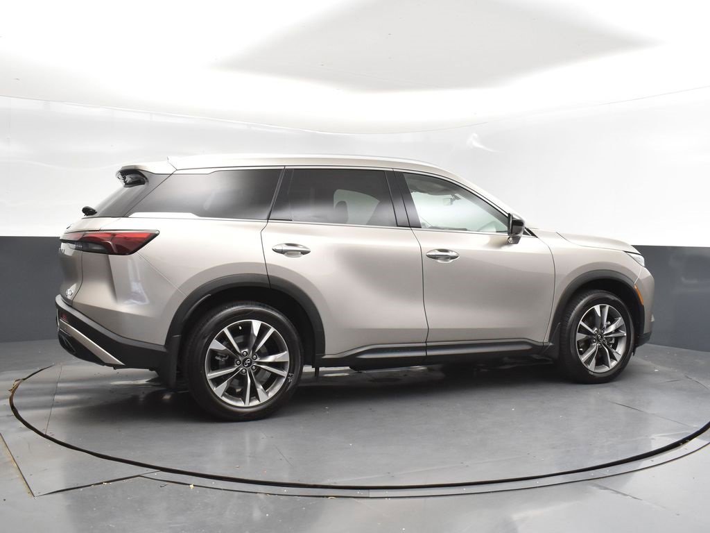 Used 2025 INFINITI QX60 Luxe image 8