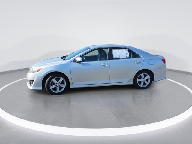 Used 2014 Toyota Camry SE FWD image 5