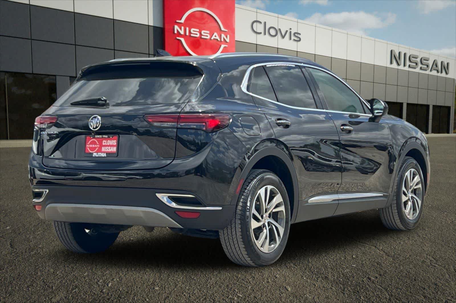 Used 2023 Buick Envision Essence FWD image 3