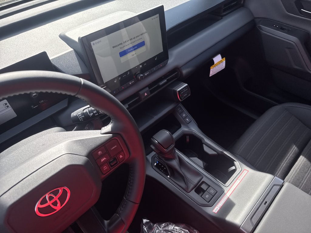 New 2026 Toyota RAV4 SE w/ Convenience Package AWD/4WD image 20