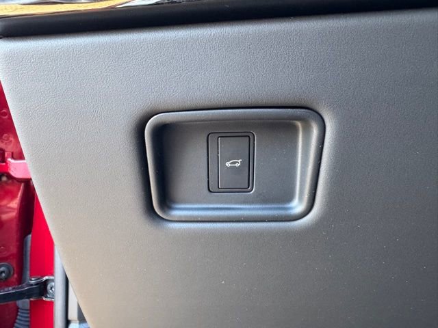 Used 2025 Land Rover Range Rover Sport Dynamic SE image 13