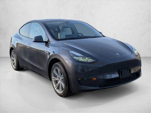 Used 2023 Tesla Model Y 2WD image 3