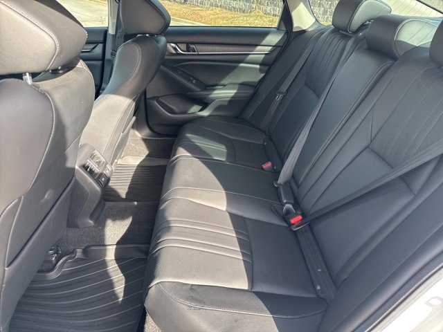 Used 2021 Honda Accord Touring image 8