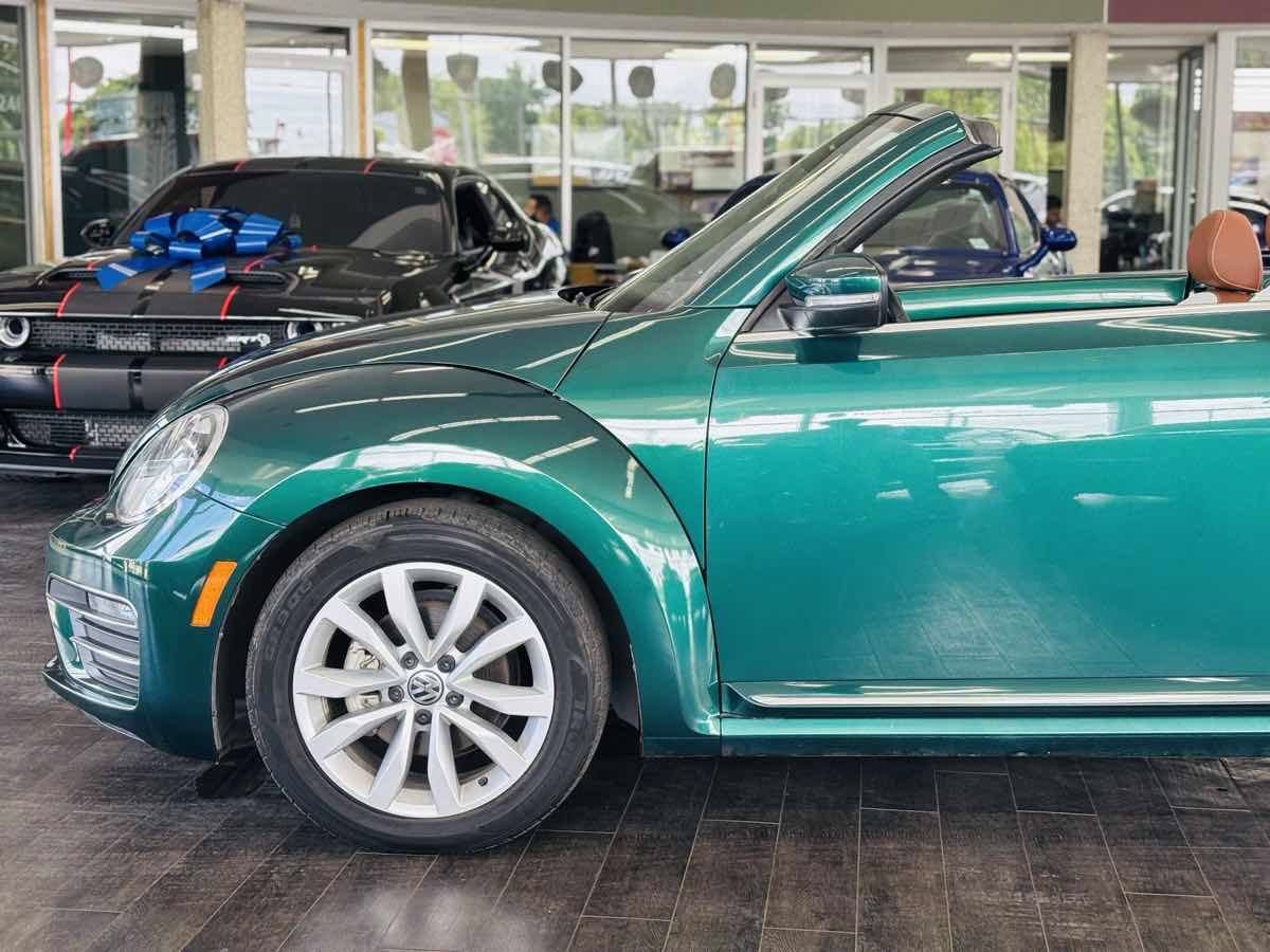 Used 2017 Volkswagen Beetle 1.8T SEL FWD image 15