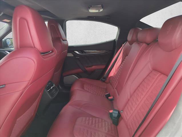Used 2022 Maserati Ghibli Trofeo image 17