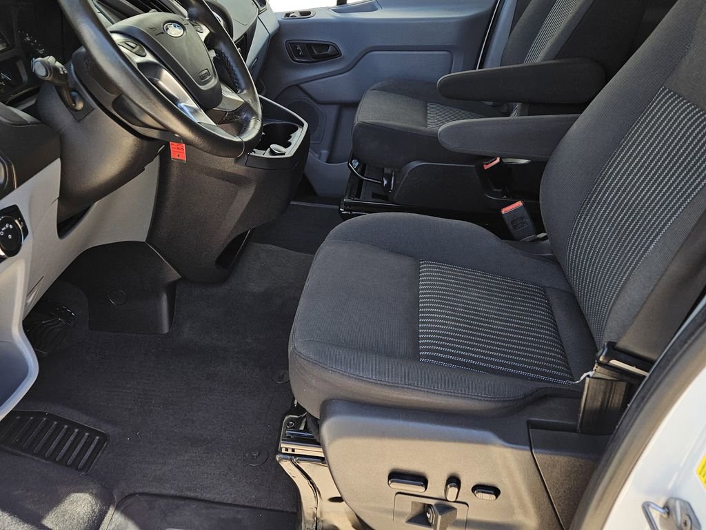 Used 2019 Ford Transit 150 XLT image 20