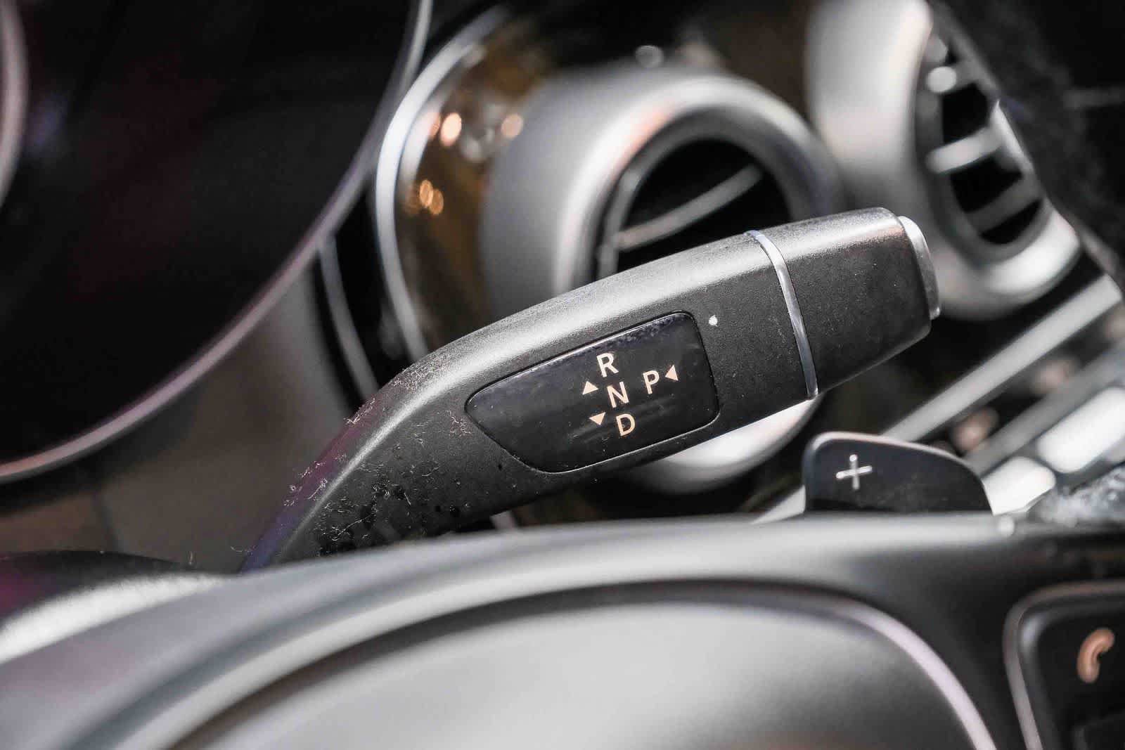 Used 2018 Mercedes-Benz GLC 300 image 25