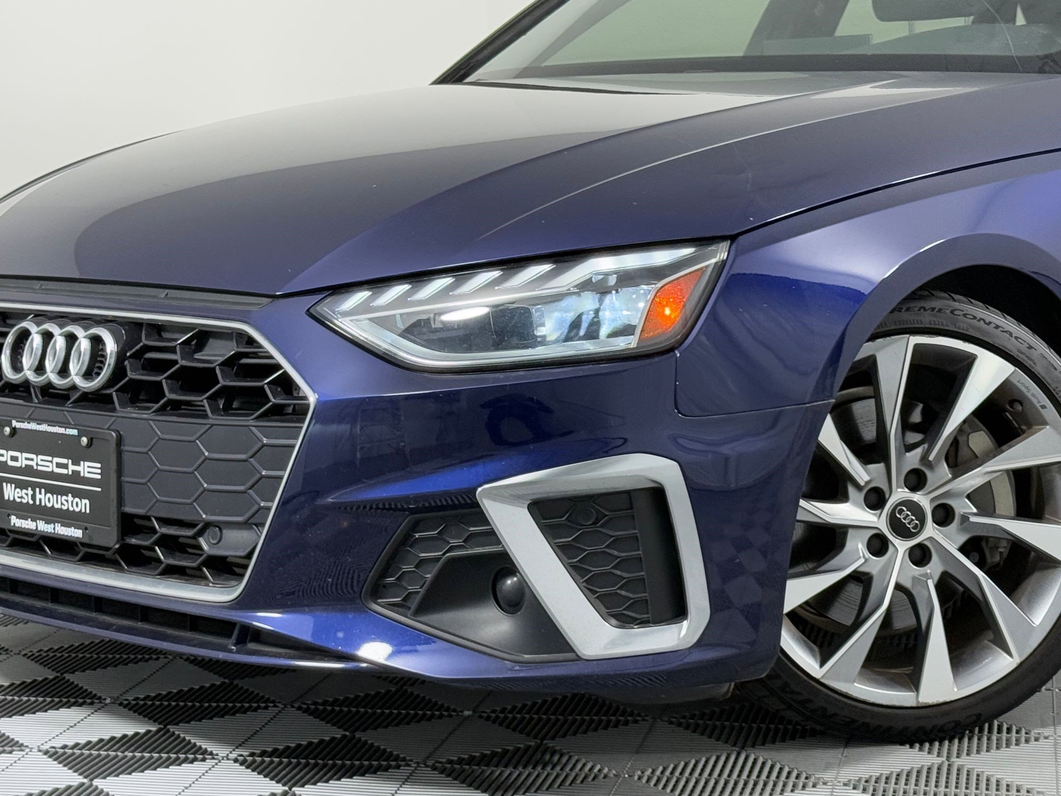 Used 2020 Audi A4 2.0T Premium Plus w/ Premium Plus Package image 11