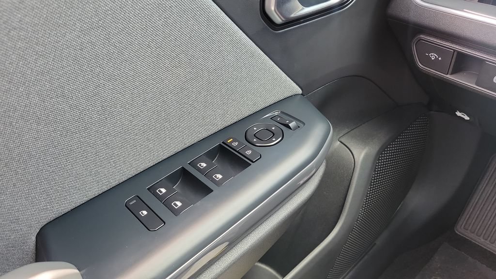 Used 2025 Kia K4 EX FWD image 22