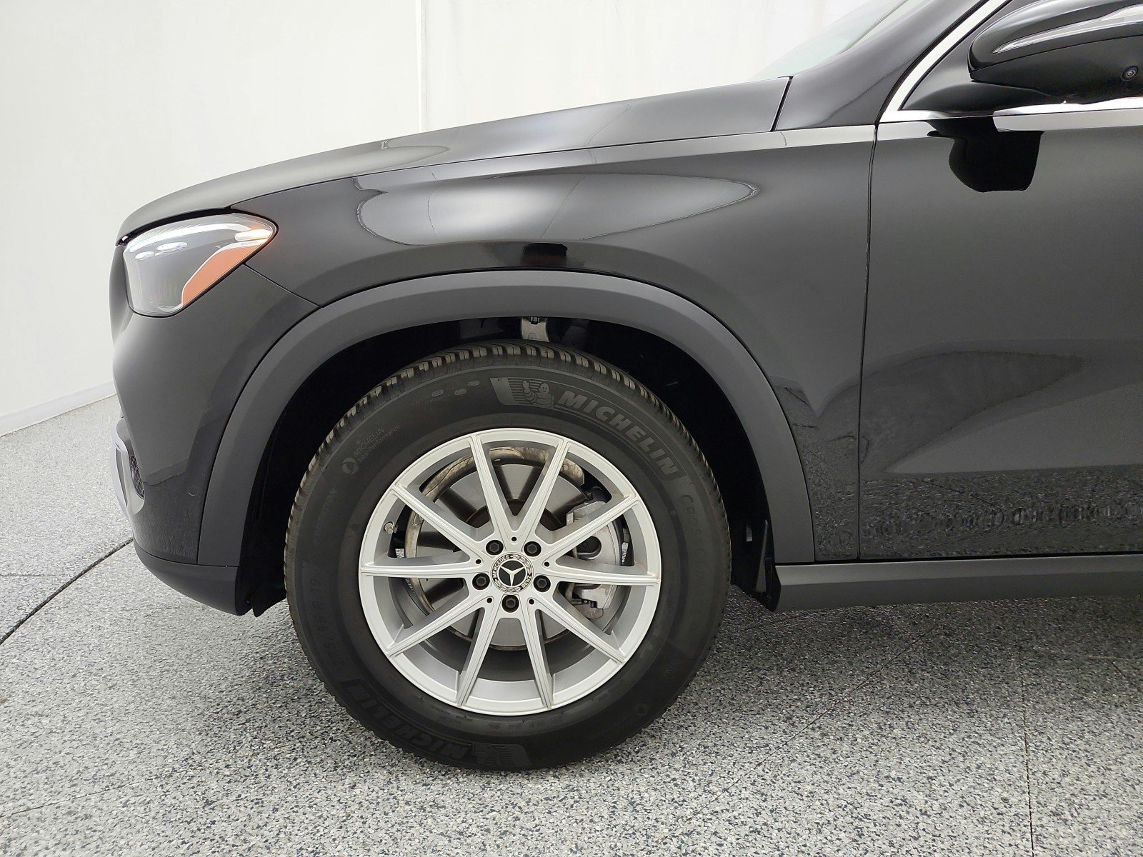 Certified 2025 Mercedes-Benz GLE 350 4MATIC image 17
