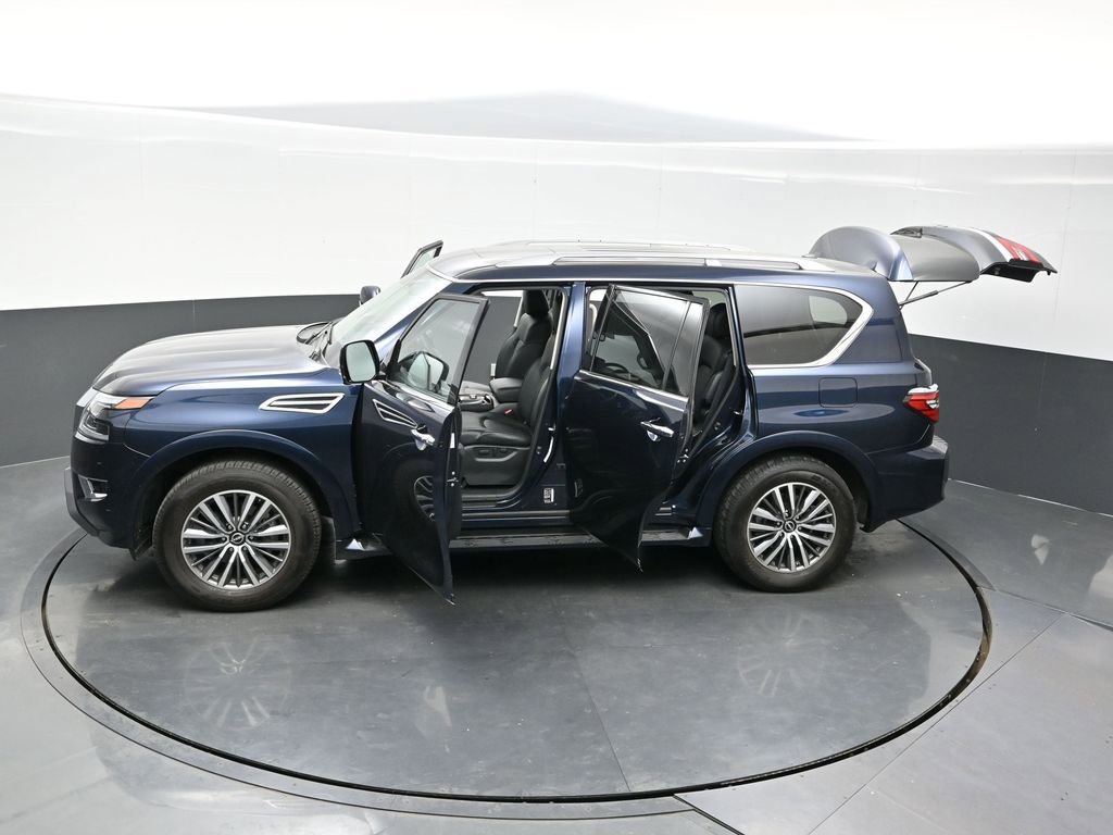Used 2024 Nissan Armada SL w/ Captain's Chairs Package image 47