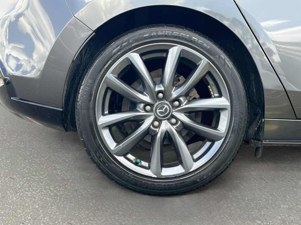 Used 2019 MAZDA MAZDA3 Hatchback FWD image 28