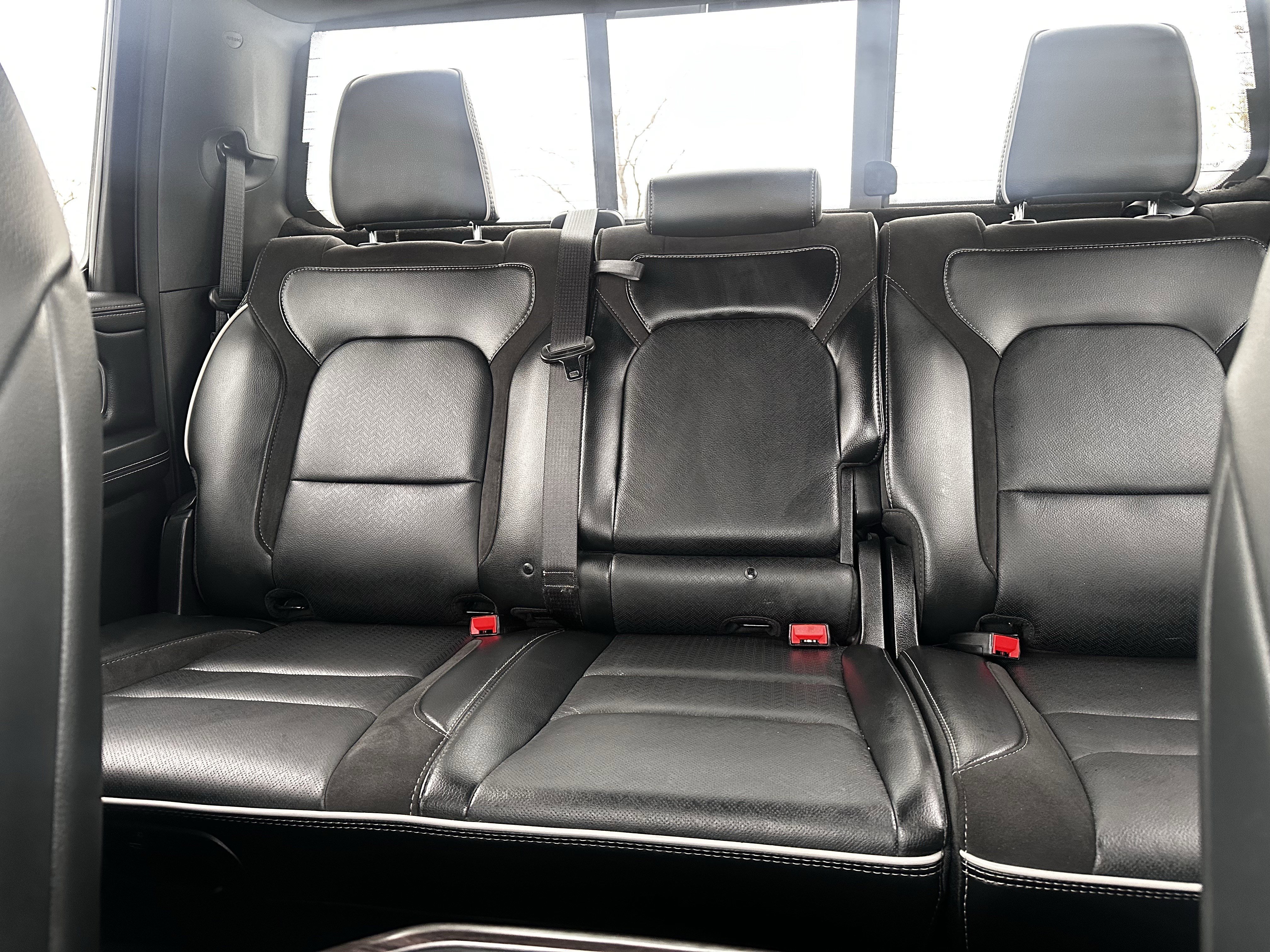 Used 2025 RAM 1500 Laramie image 13