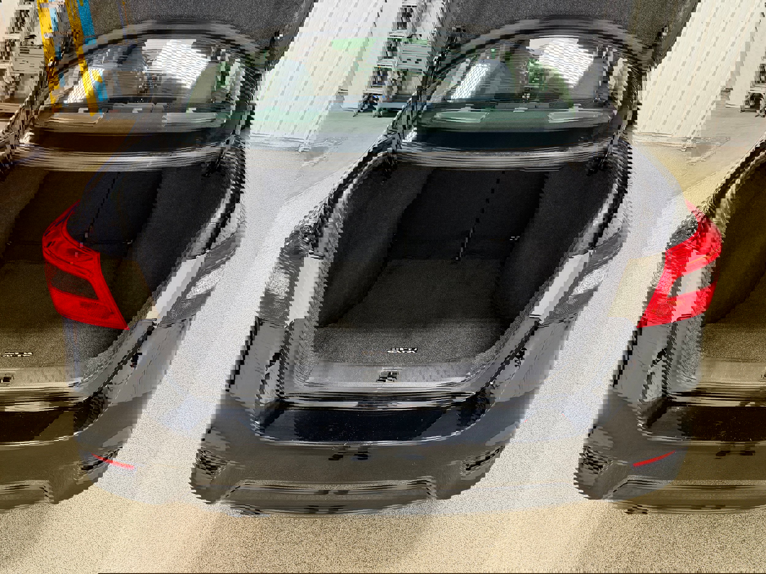 Used 2019 Nissan Sentra SR image 26