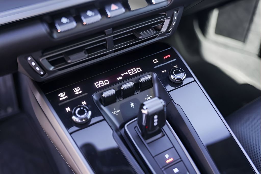 Used 2020 Porsche 911 Carrera S image 20