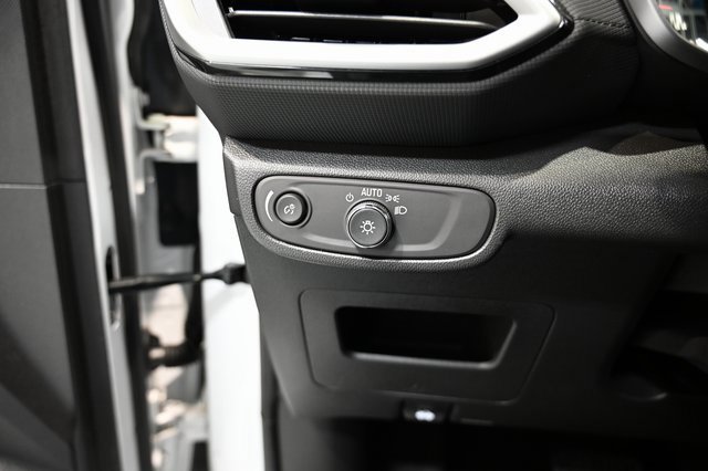 Used 2023 Chevrolet TrailBlazer LS image 25