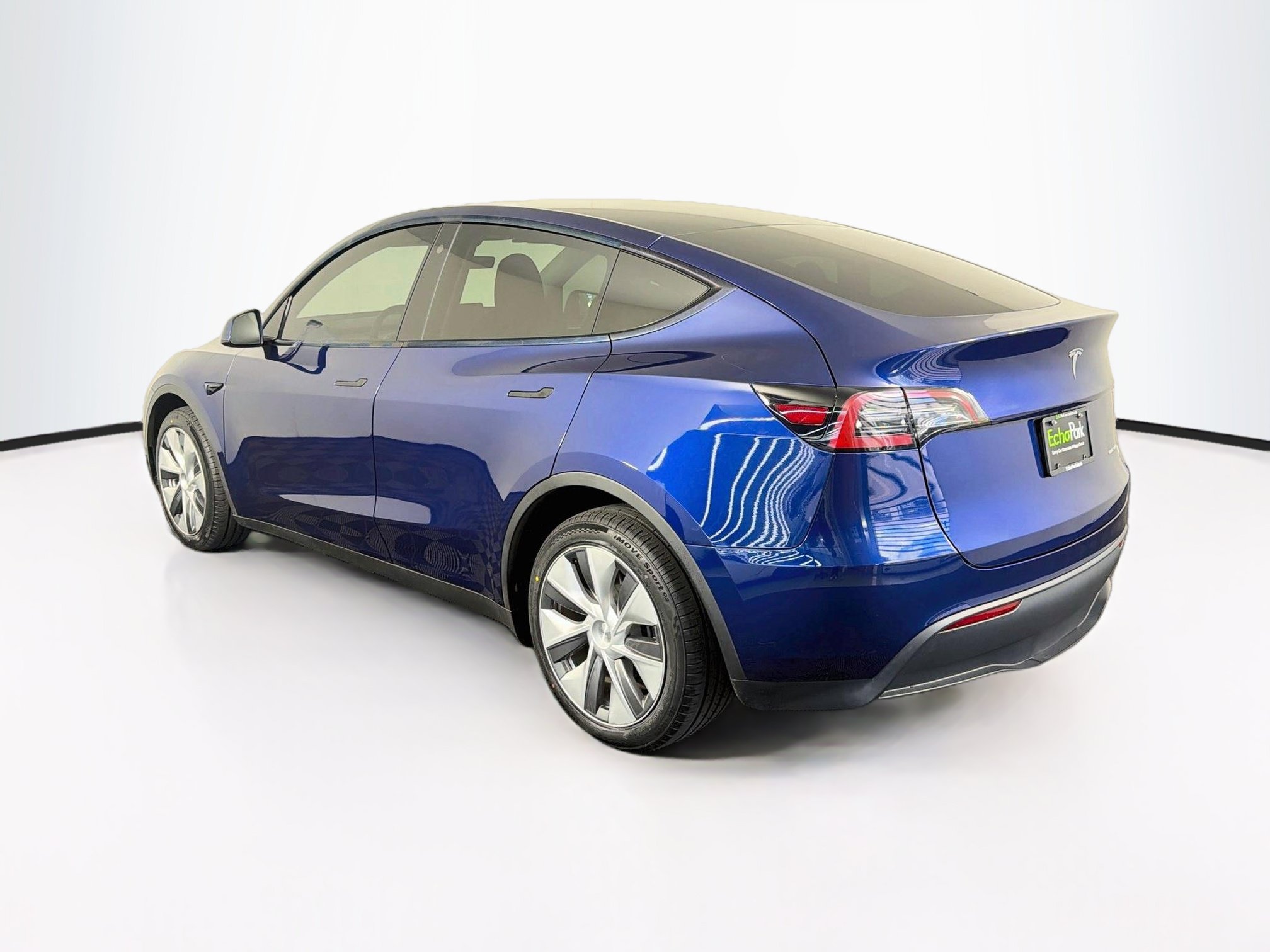 Used 2023 Tesla Model Y Long Range AWD/4WD image 5