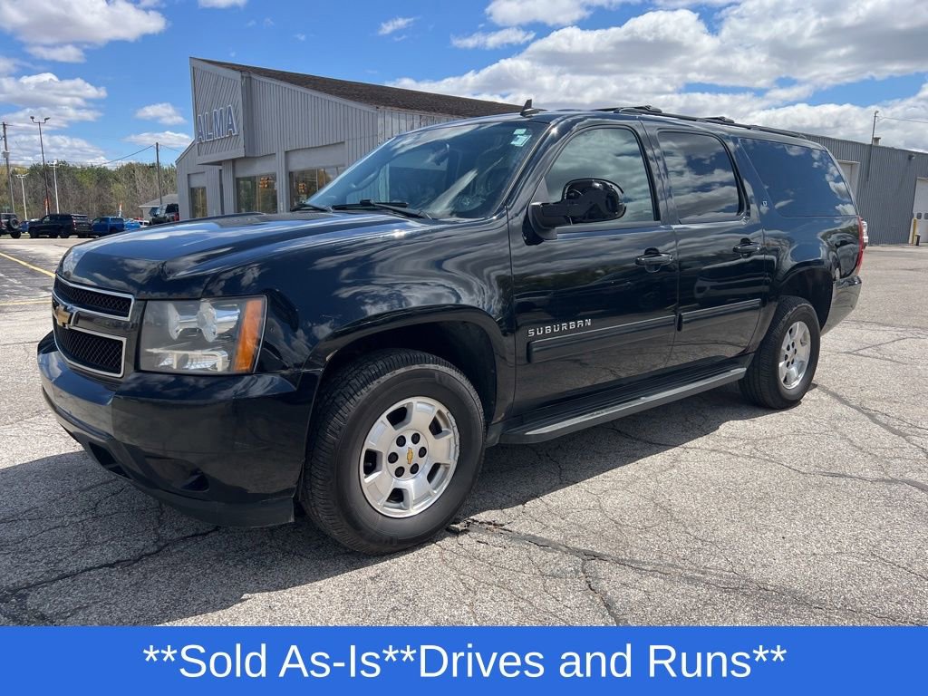 Used 2013 Chevrolet Suburban LT AWD/4WD image 3