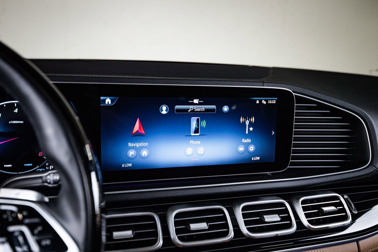 Used 2024 Mercedes-Benz GLS 580 4MATIC image 18