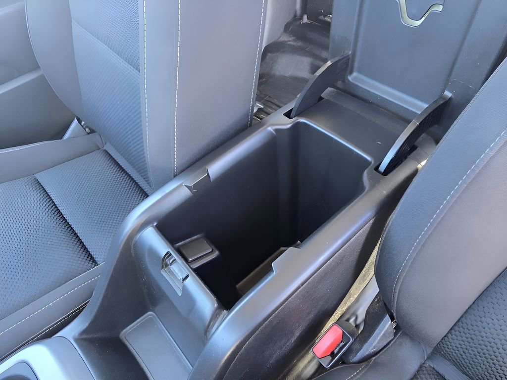 Used 2022 Chevrolet Colorado LT w/ Fleet Safety Package image 24