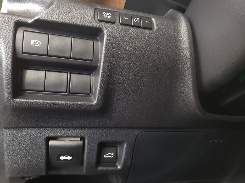 New 2025 Lexus IS 300 image 15