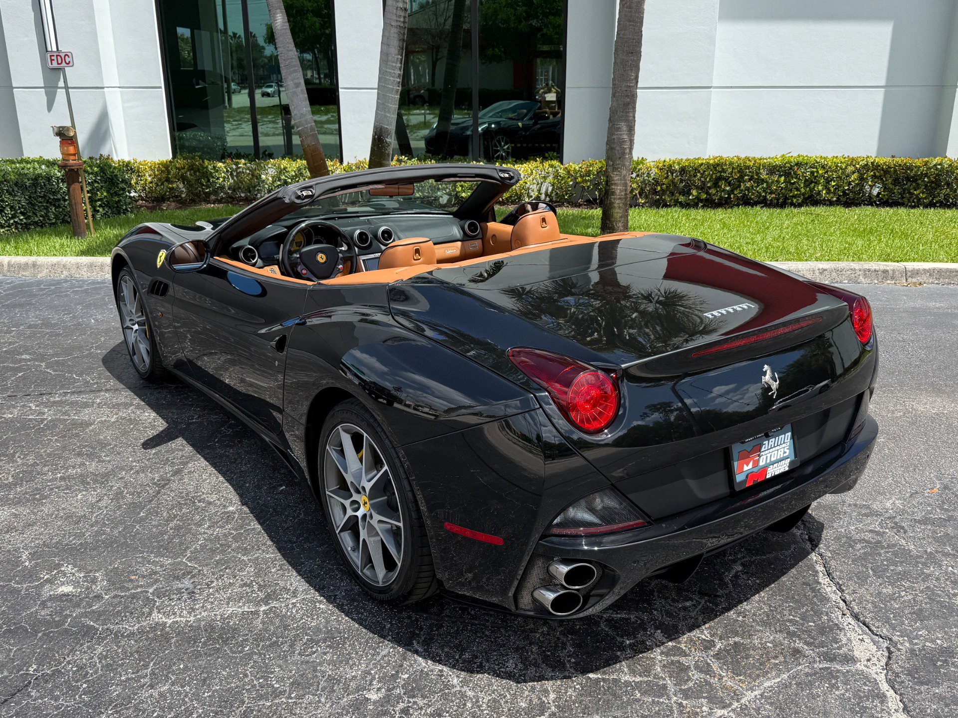 Used 2012 Ferrari California image 11