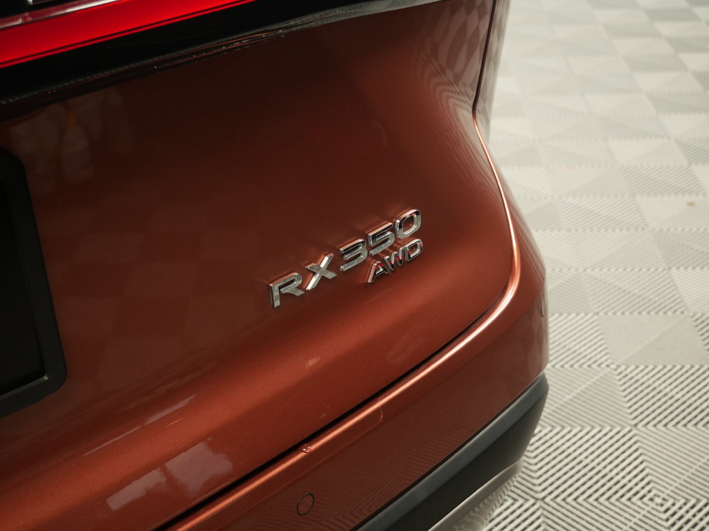 Certified 2023 Lexus RX 350 AWD w/ Accessory Package image 9
