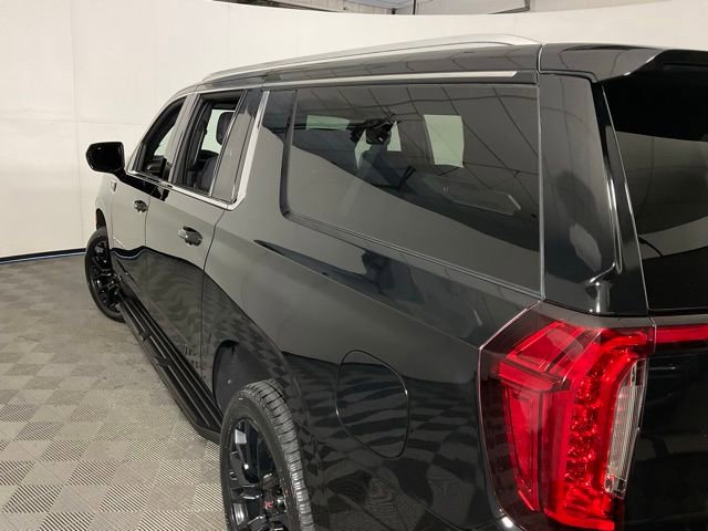 Used 2022 GMC Yukon XL SLE w/ Gmc Pro Safety Plus Package AWD/4WD image 33
