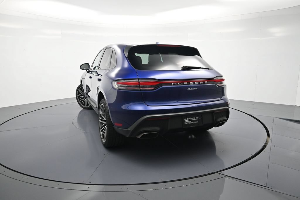Certified 2024 Porsche Macan AWD/4WD image 30