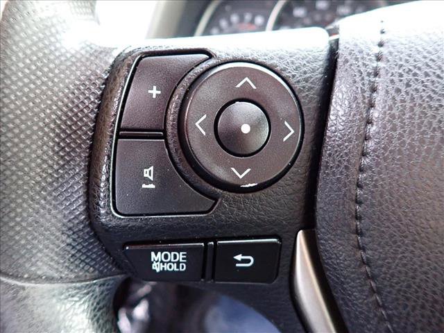 Used 2015 Toyota RAV4 LE image 16