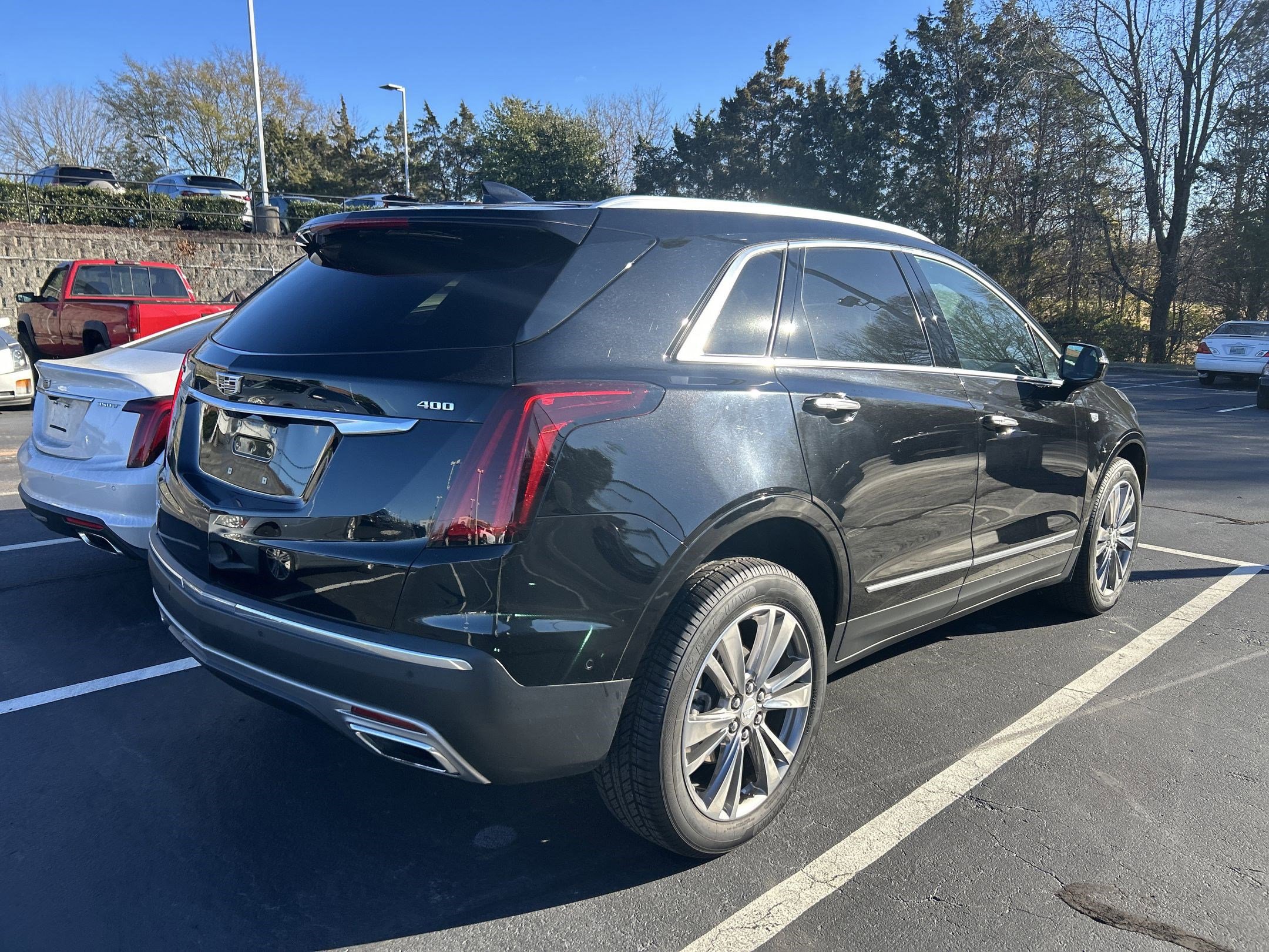 Used 2021 Cadillac XT5 Premium Luxury image 3