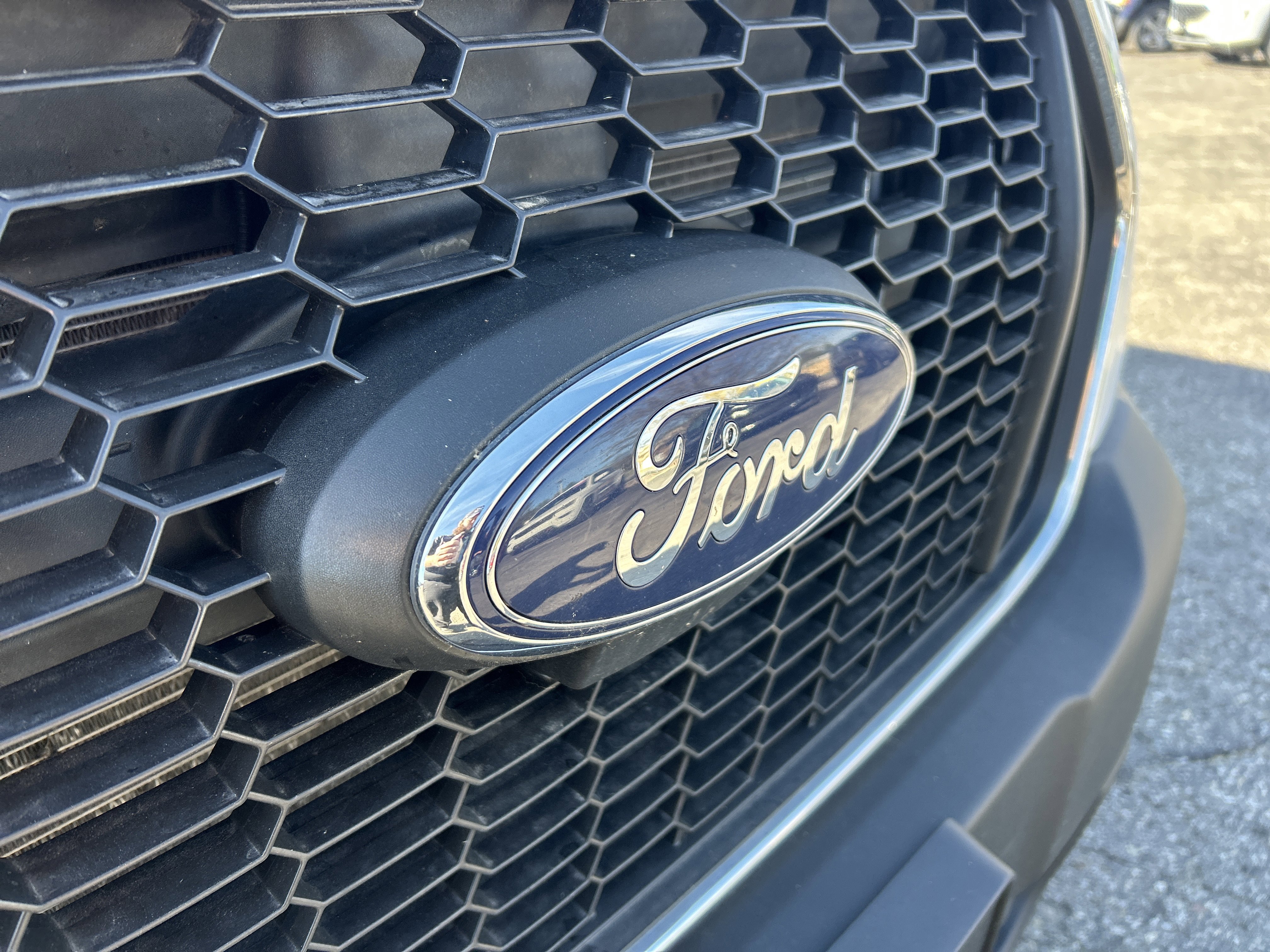 Used 2024 Ford Transit 250 Low Roof AWD w/ Exterior Upgrade Package image 25