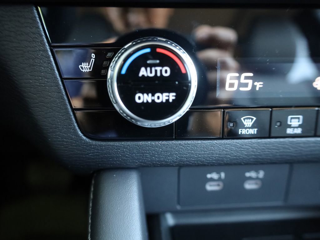 New 2025 Mitsubishi Outlander Trail Edition image 47