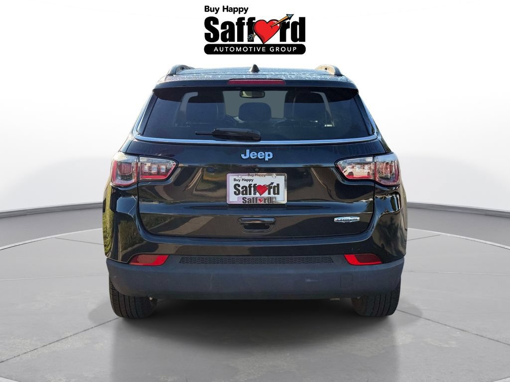 Used 2019 Jeep Compass Latitude FWD image 11