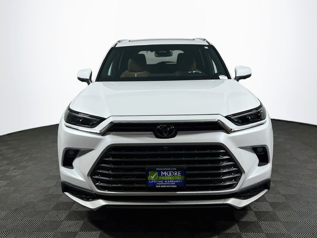 New 2026 Toyota Grand Highlander AWD Hybrid image 2