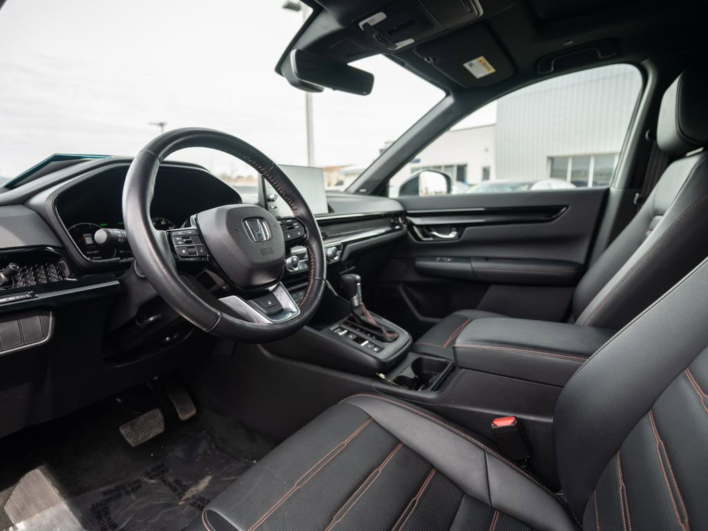 Used 2025 Honda CR-V Sport Touring image 6