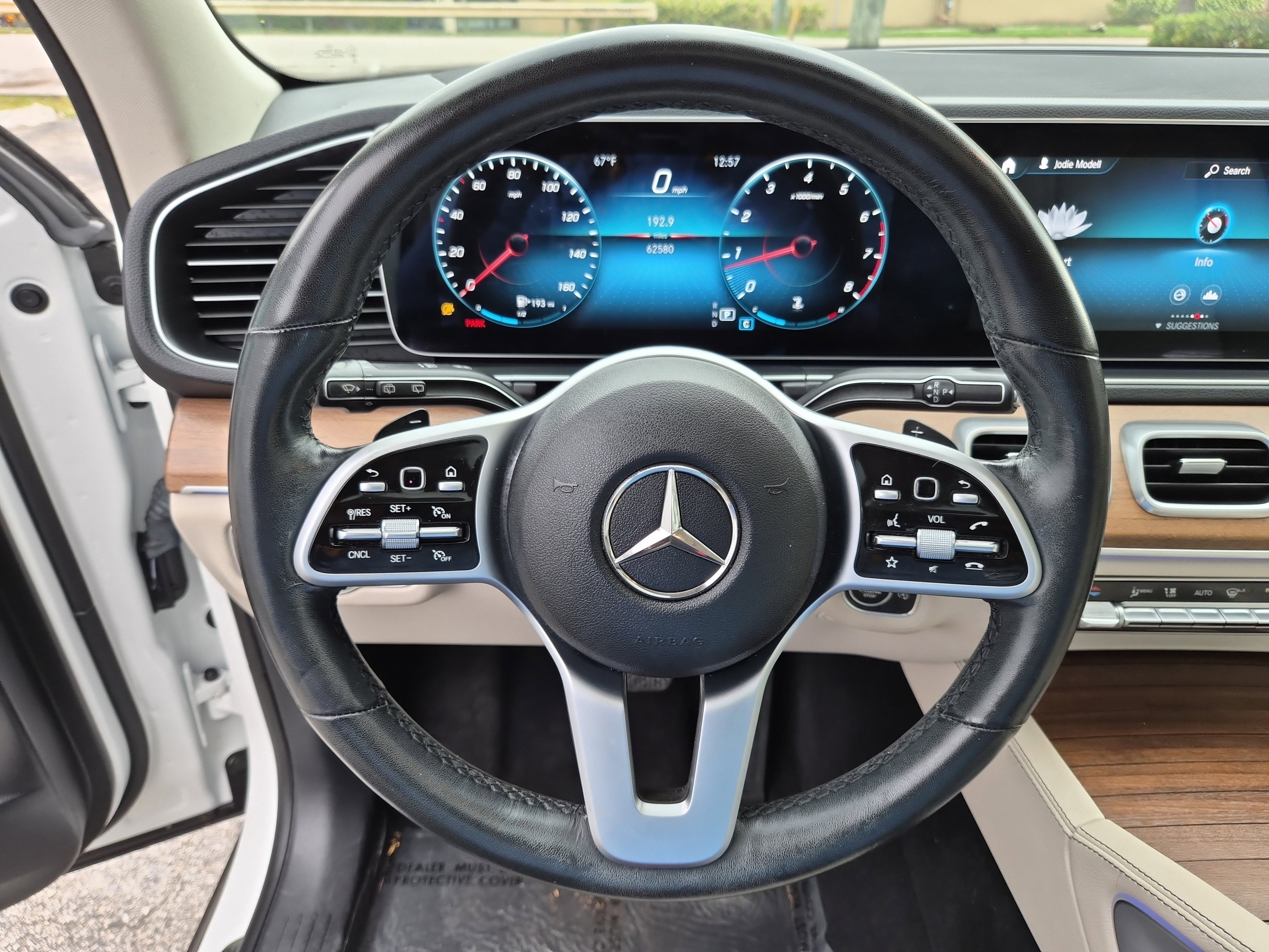 Used 2022 Mercedes-Benz GLE 350 w/ Premium Package image 23