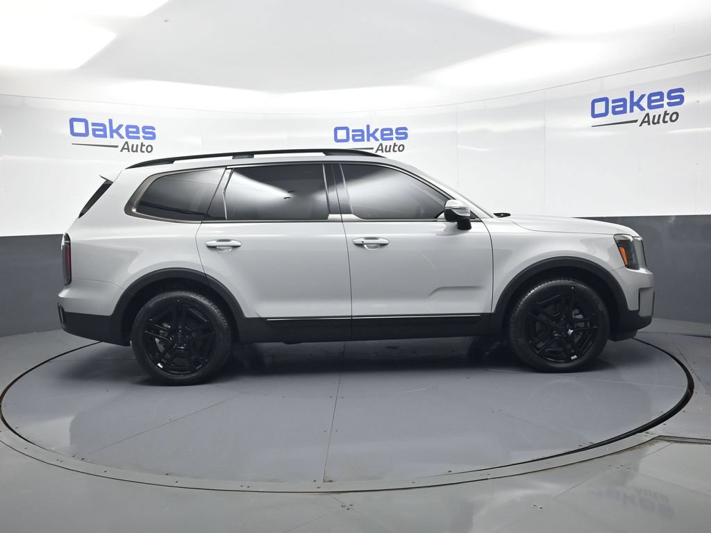Certified 2025 Kia Telluride EX X-Line AWD/4WD image 9