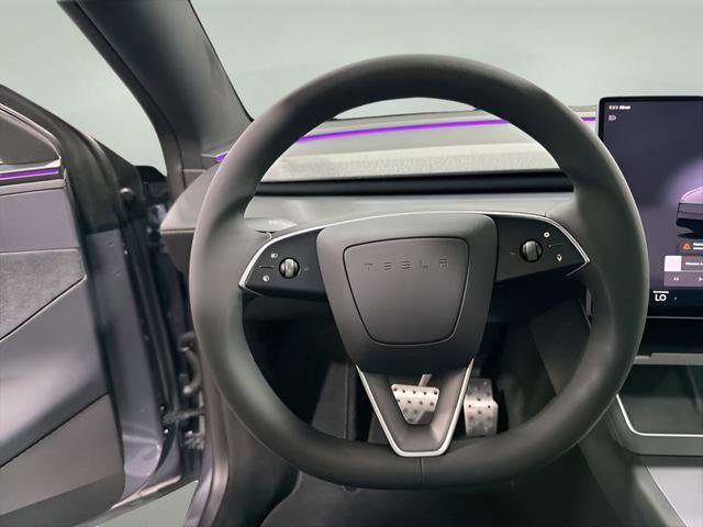 Used 2026 Tesla Model Y 2WD image 15