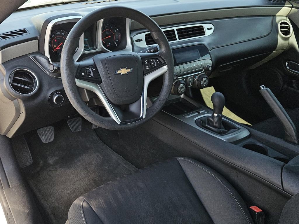 Used 2014 Chevrolet Camaro LS image 9
