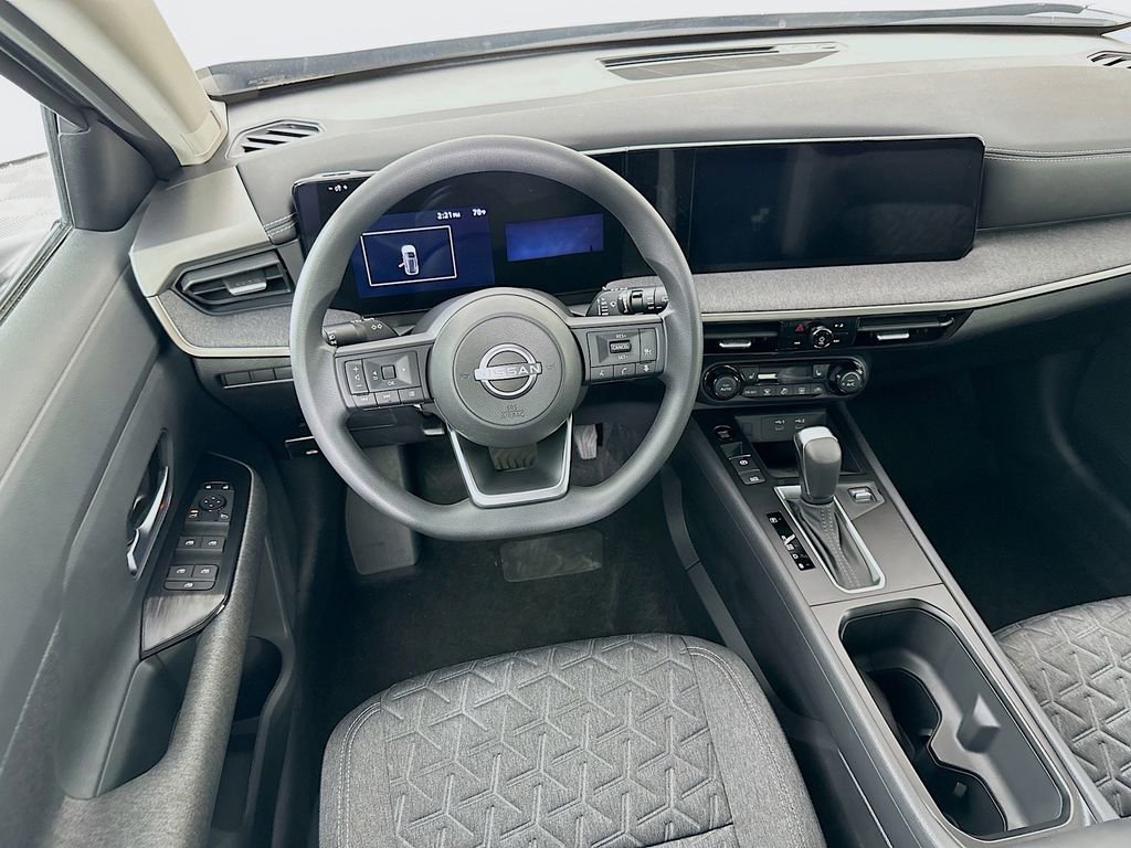 New 2026 Nissan Kicks SV w/ SV Premium Package image 30