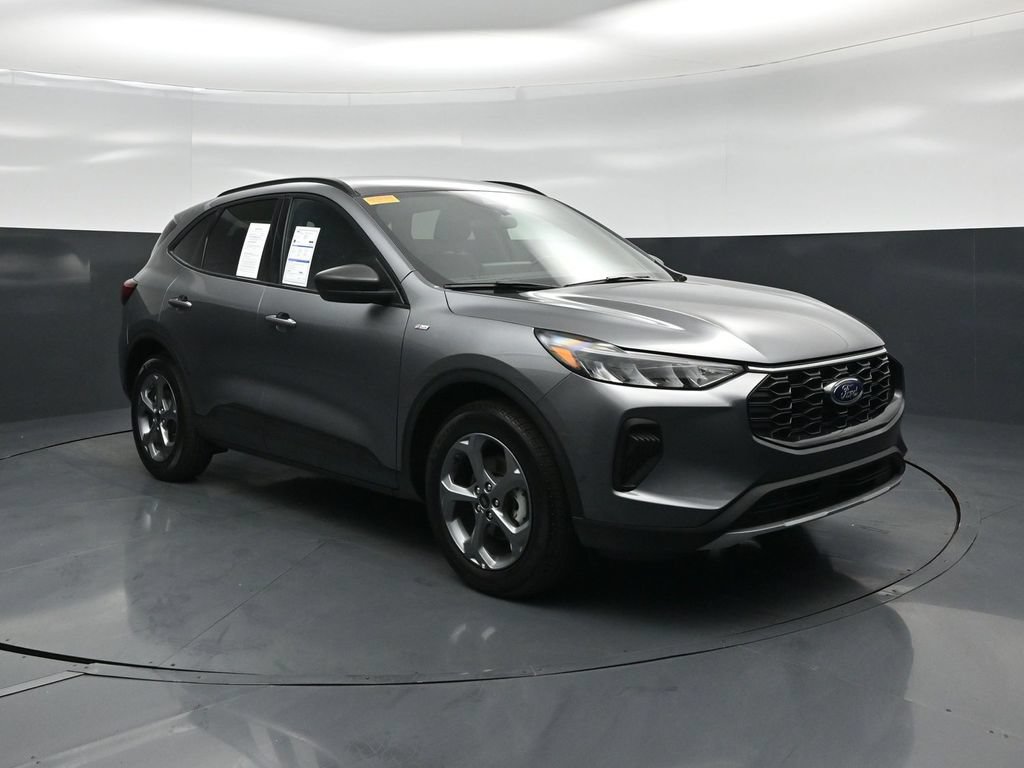 Certified 2025 Ford Escape ST-Line w/ Tech Pack #1 FWD image 20