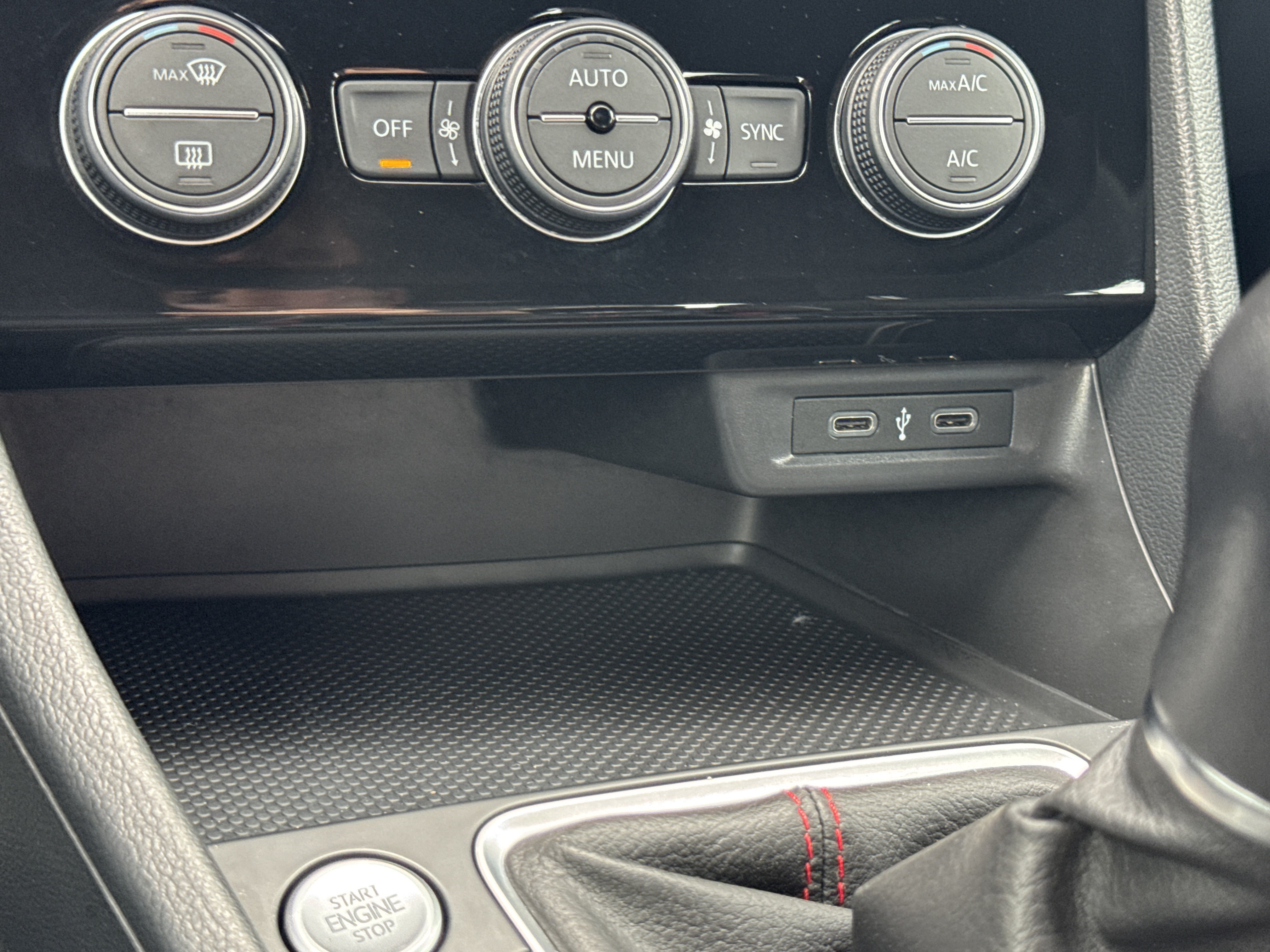 Used 2020 Volkswagen Jetta GLI FWD image 16