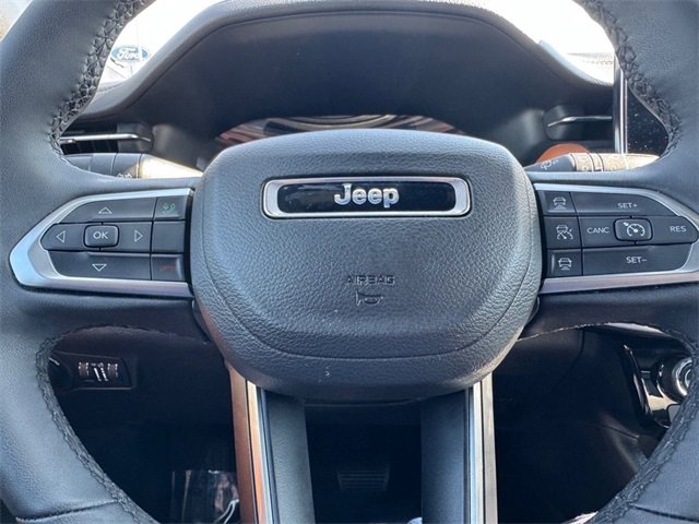 Used 2024 Jeep Compass Limited image 15