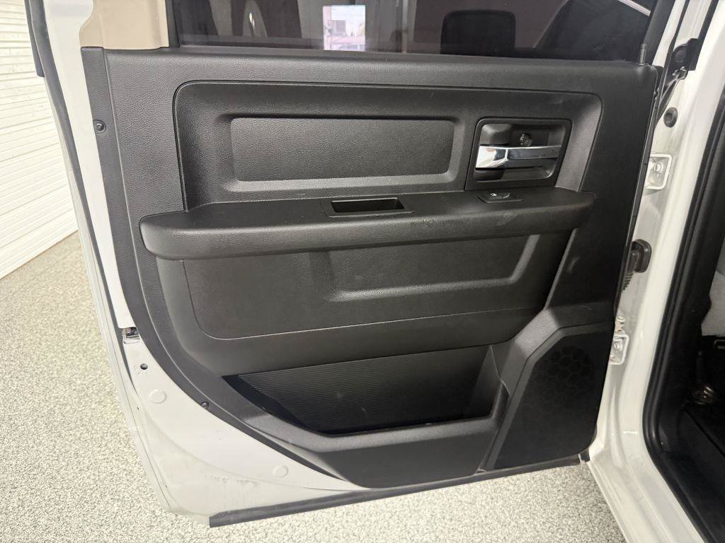 Used 2019 RAM 1500 Tradesman w/ Chrome Plus Package AWD/4WD image 27