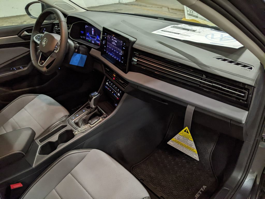 New 2026 Volkswagen Jetta SE FWD image 22