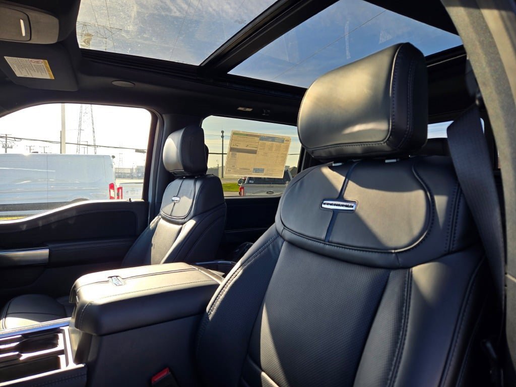 New 2026 Ford F350 Platinum w/ FX4 Off-Road Package image 22