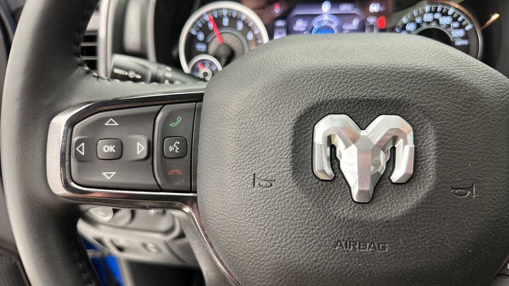 Used 2023 RAM 1500 Big Horn AWD/4WD image 18