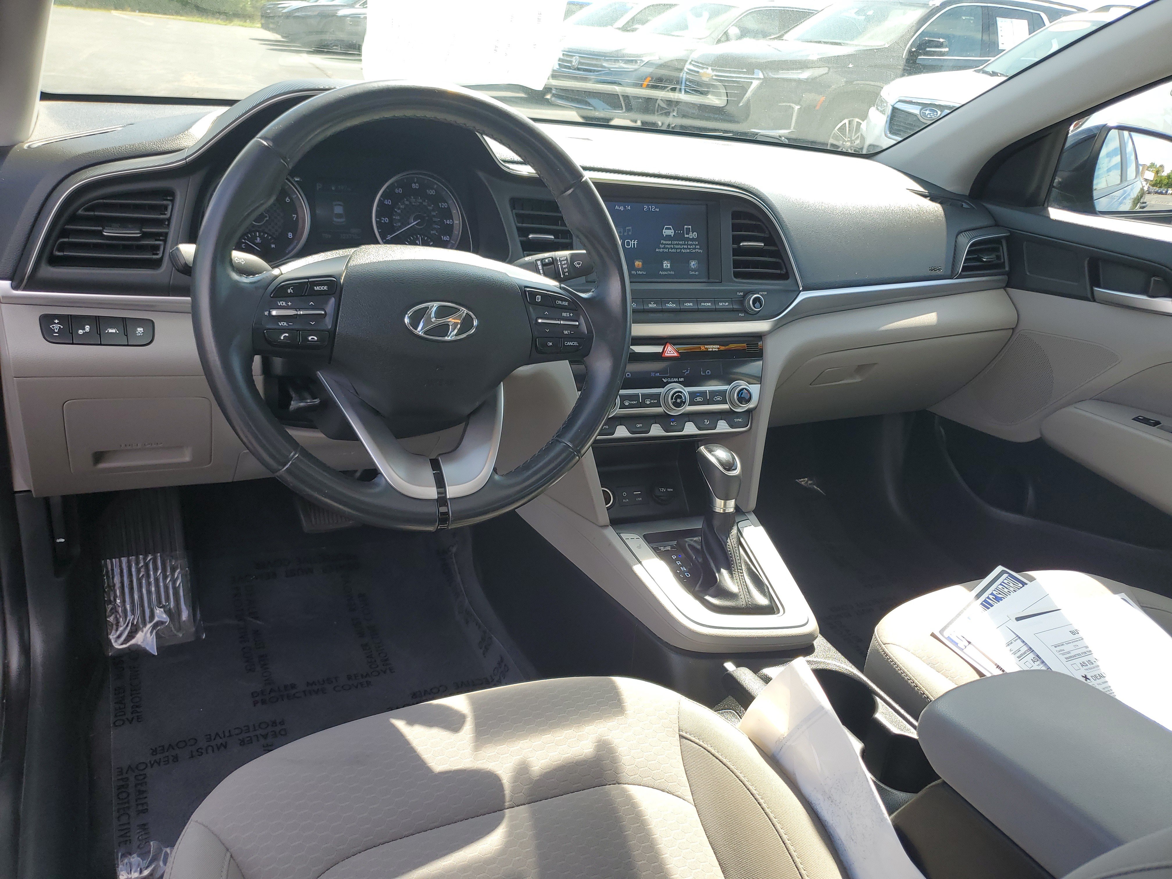 Used 2019 Hyundai Elantra Value Edition FWD image 9